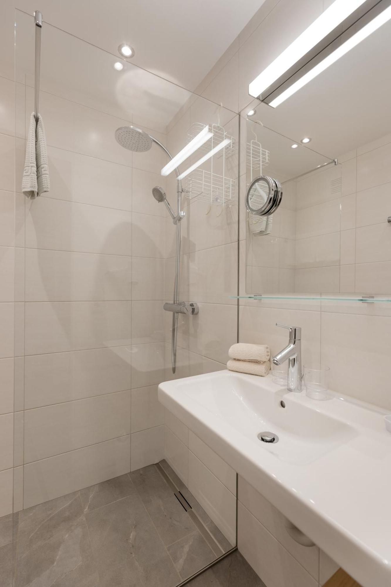 Hotel Garni Jagdhof เซลล์ อัม ซิลลา ภายนอก รูปภาพ